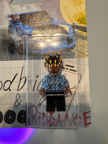Customer photo review of Juice WRLD Lego