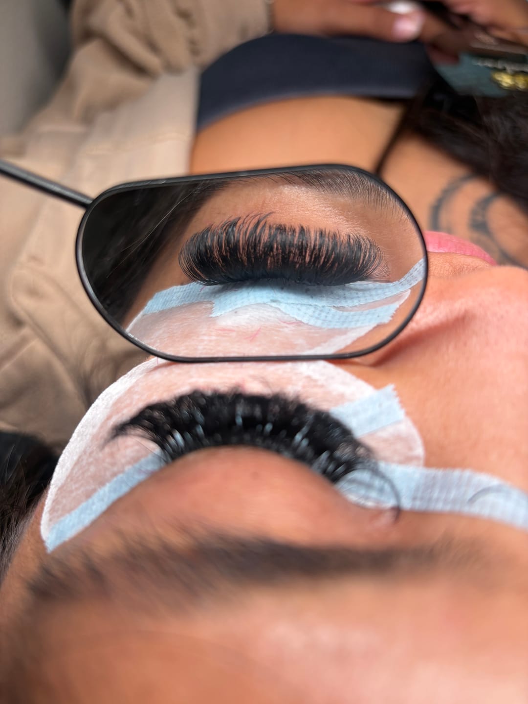 Customer photo review of Noir Fiber Tweezer Kit