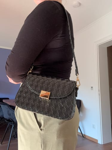 Customer photo review of PUALANI - BLACK