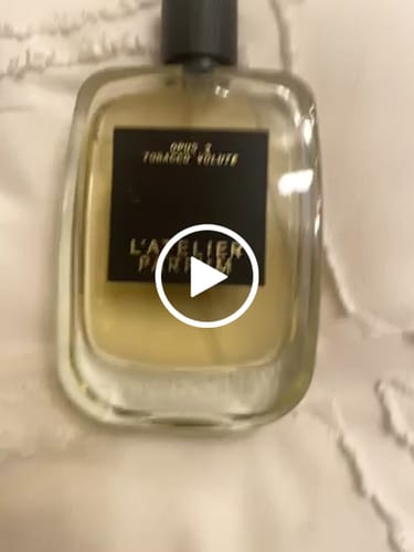 Roberta G. review of Tobacco Volute image 1 out of 1