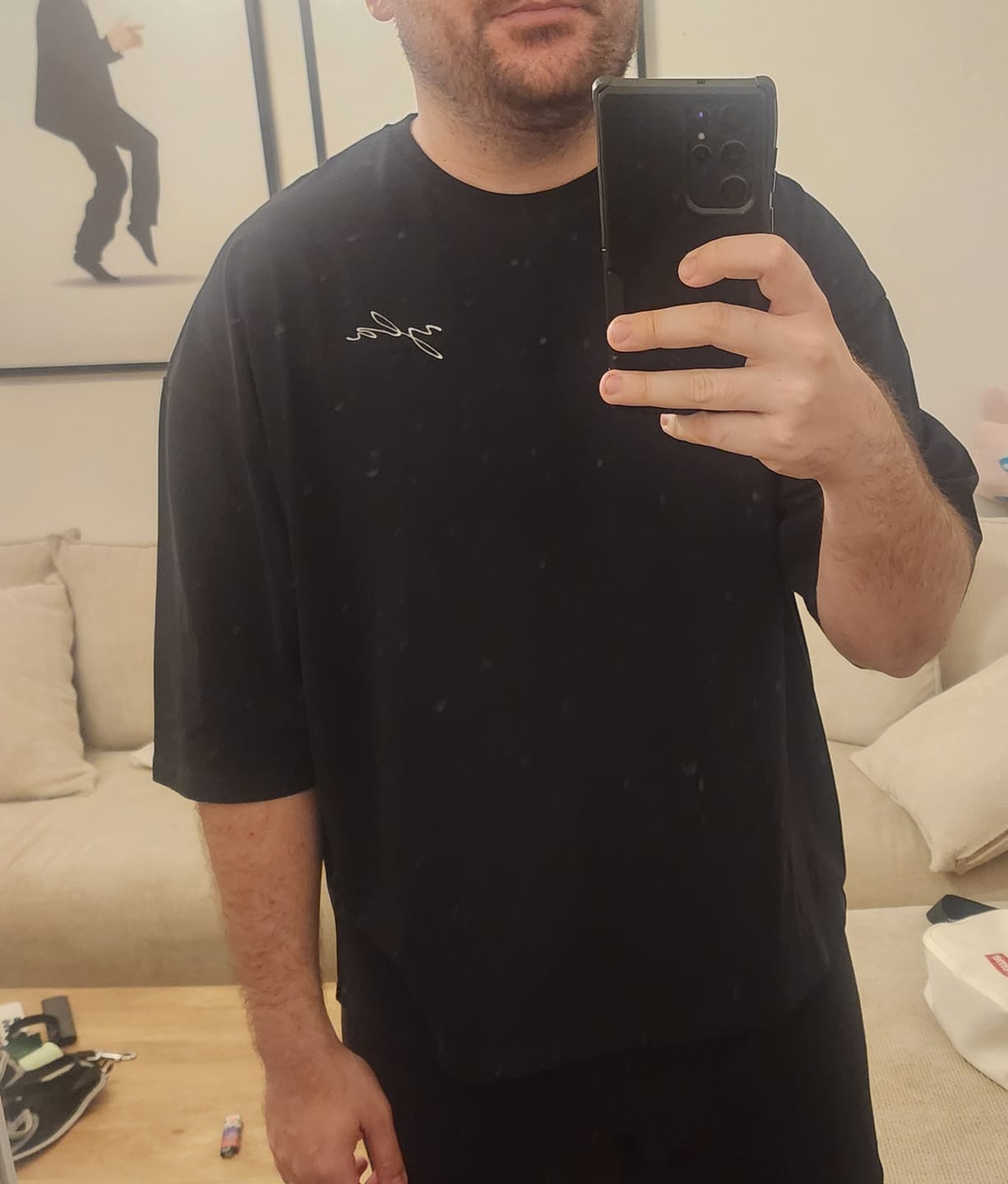 Customer photo review of 464 Skyline Super Sized Tees