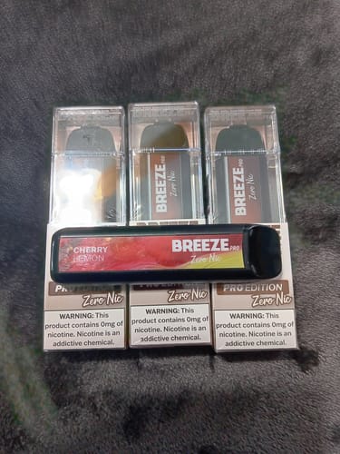 Customer photo review of Breeze Pro 0% Nicotine Disposable Vape