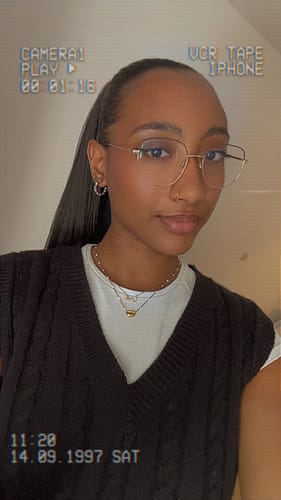 Customer photo review of Faux piercing Camille