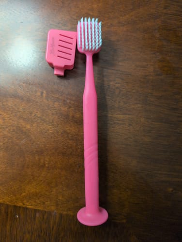 Customer photo review of Pink Manual Toothbrush