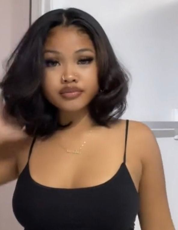 Customer photo review of Wavymy Layered Wave Bob Wigs M-Cap 9x6 Pre-Cut Lace Wear Go Glueless Wigs 180 Density