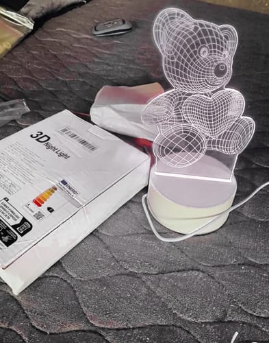 Customer photo review of Lampa cu Iluzie 3D Ursuleț – Cadoul Perfect pentru Îndrăgostiți și Camerele Copiilor