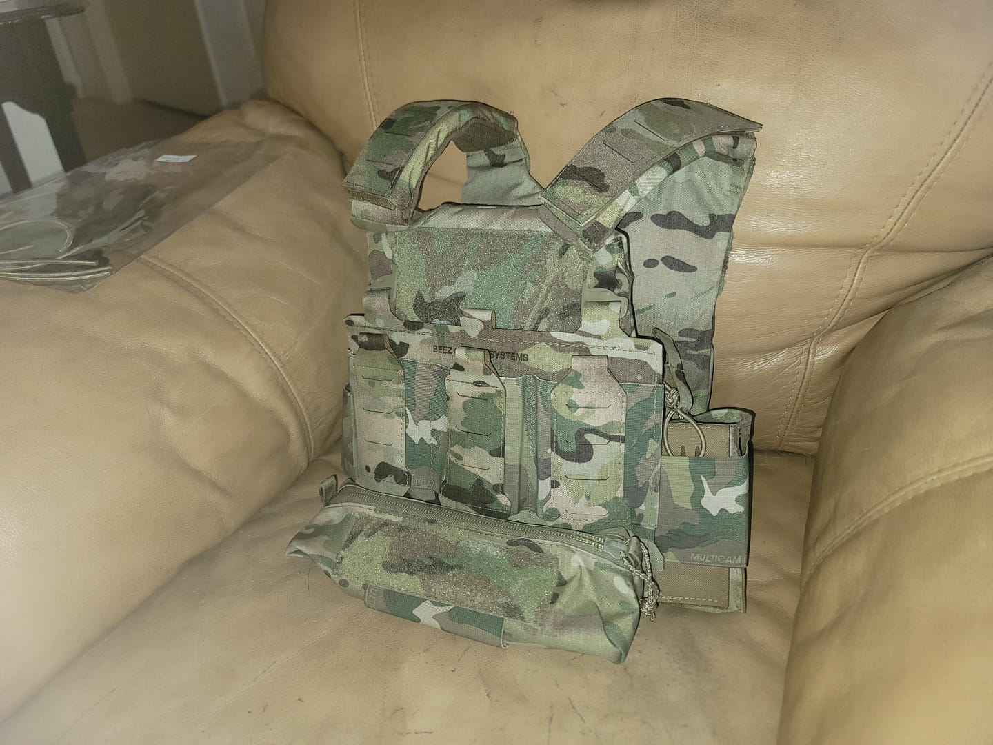 Customer photo review of APTUM SAPI/SHOOTER 810 PLATE CARRIER