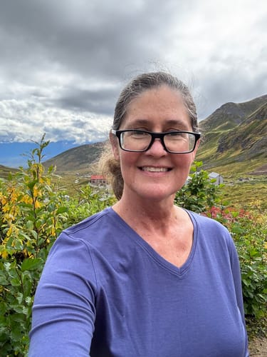 Customer photo review of Elena 3/4 Sleeve V Neck - Ink Blue