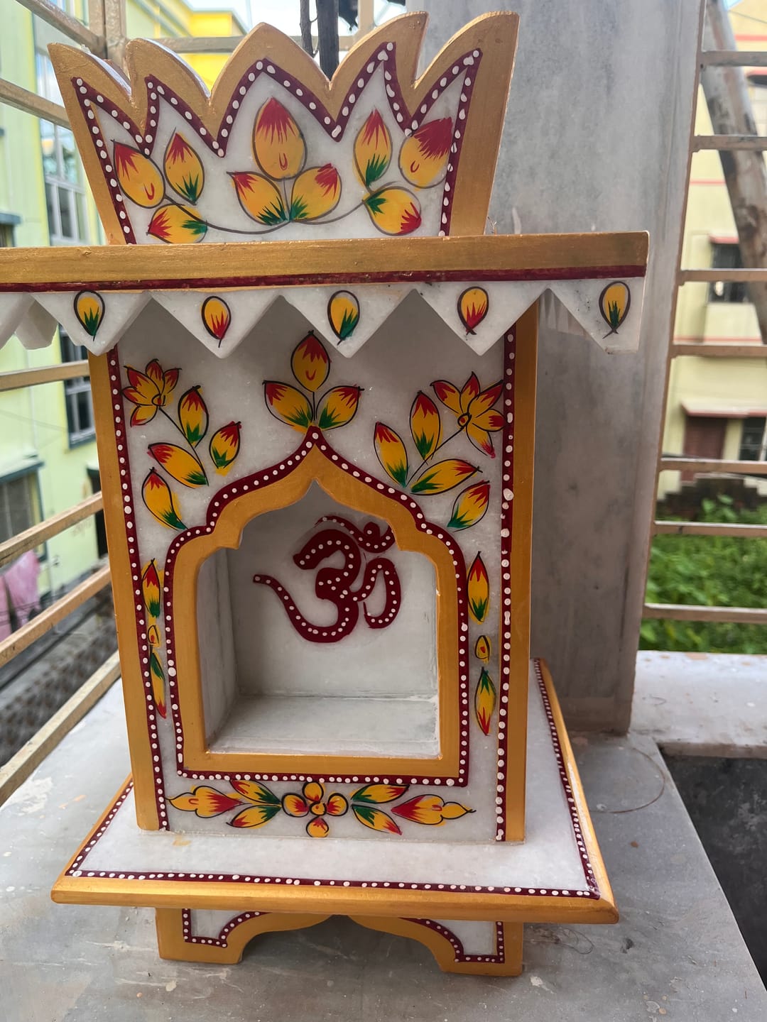 Customer photo review of Marble Tulsi Pot, Traditional Painting - Handicraft Bazaar