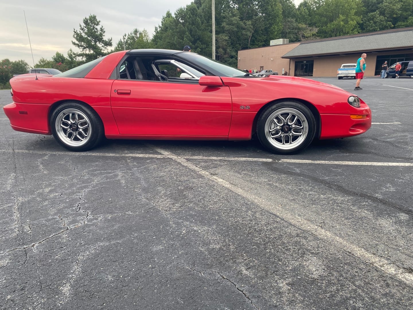 Customer photo review of ICON 102/105mm Cable Drive Throttle Body (Black) w/ Interchangeable Connection