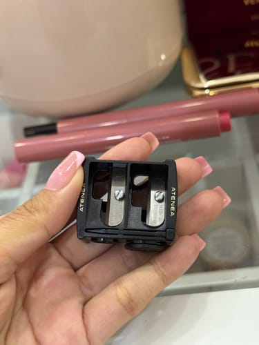 Customer photo review of SACAPUNTAS PEQUEÑO