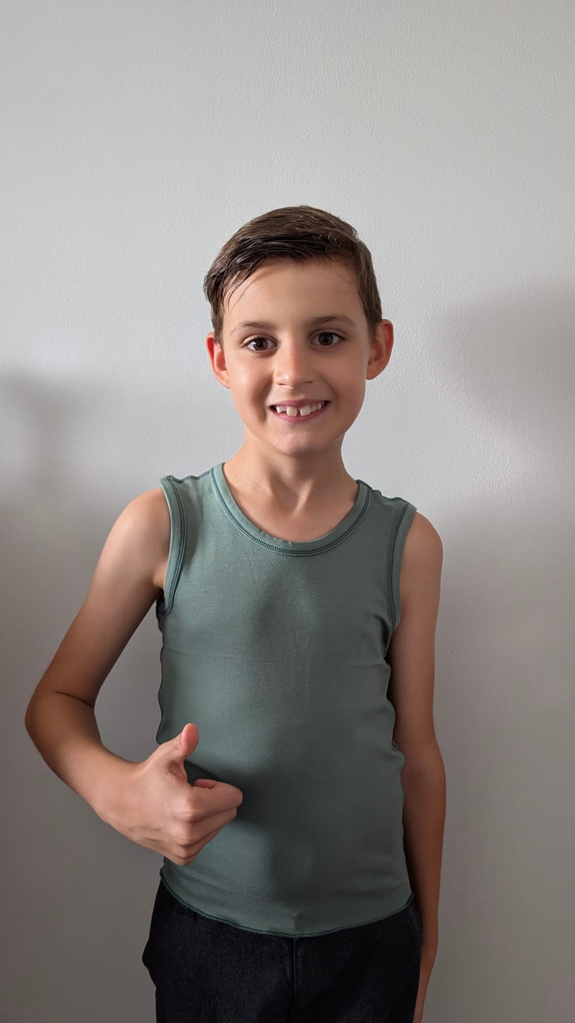 Customer photo review of Unisex Kids' Vest - Confident Clover