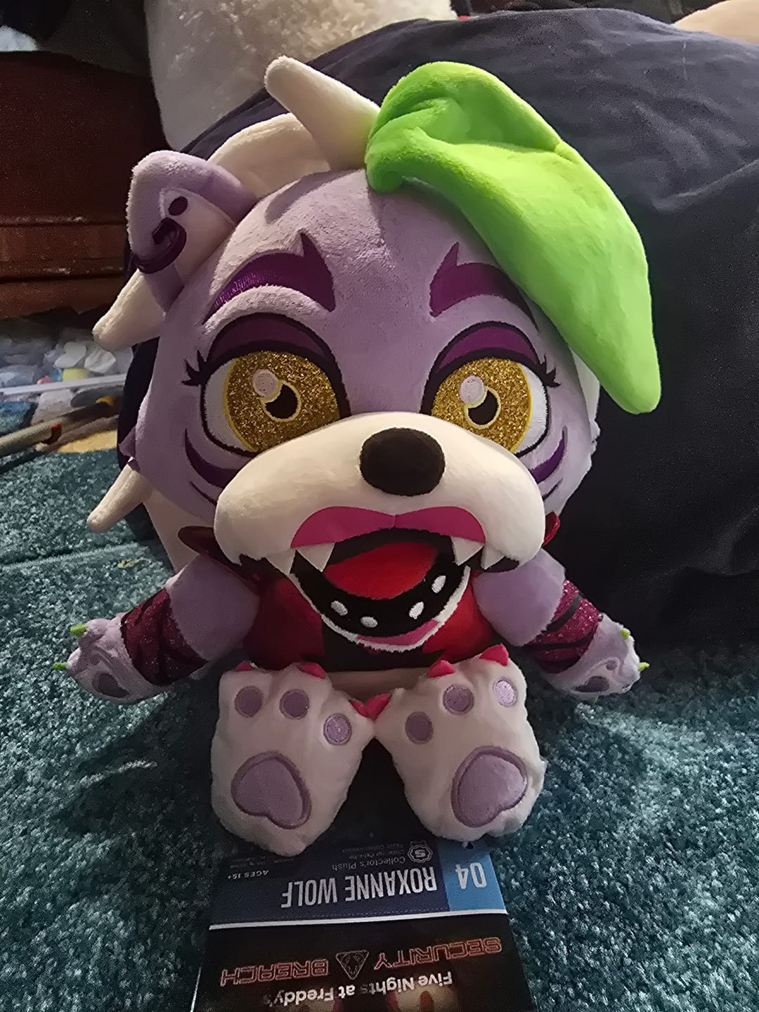 Customer photo review of Five Nights at Freddy's - Roxanne Wolf Collector's Plush