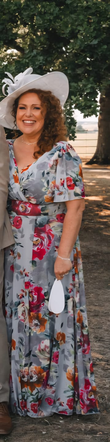 Customer photo review of Isabelle Silver Pink Float Sleeve Maxi Dress