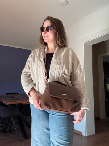 Customer photo review of LEILANI - CHOCOLATE