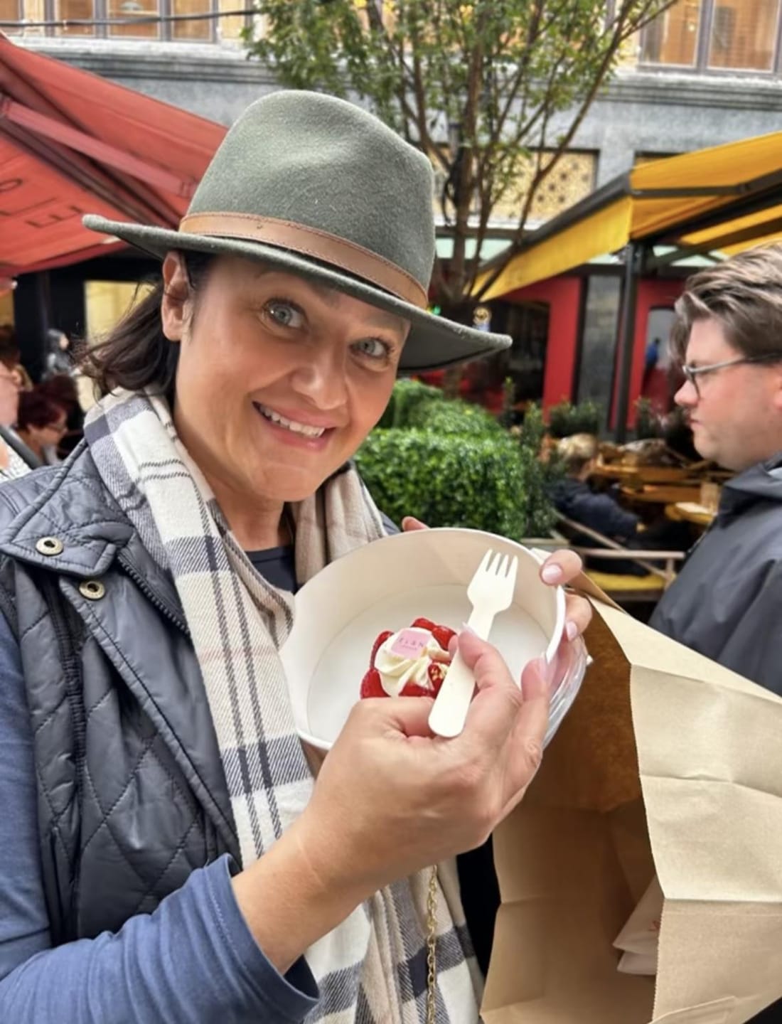 Customer photo review of Olive Fedora with Mallard and Peacock Pin