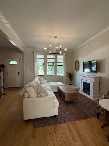 Customer photo review of 8-Light Linear Sputnik Clear Glass Bubble Chandelier