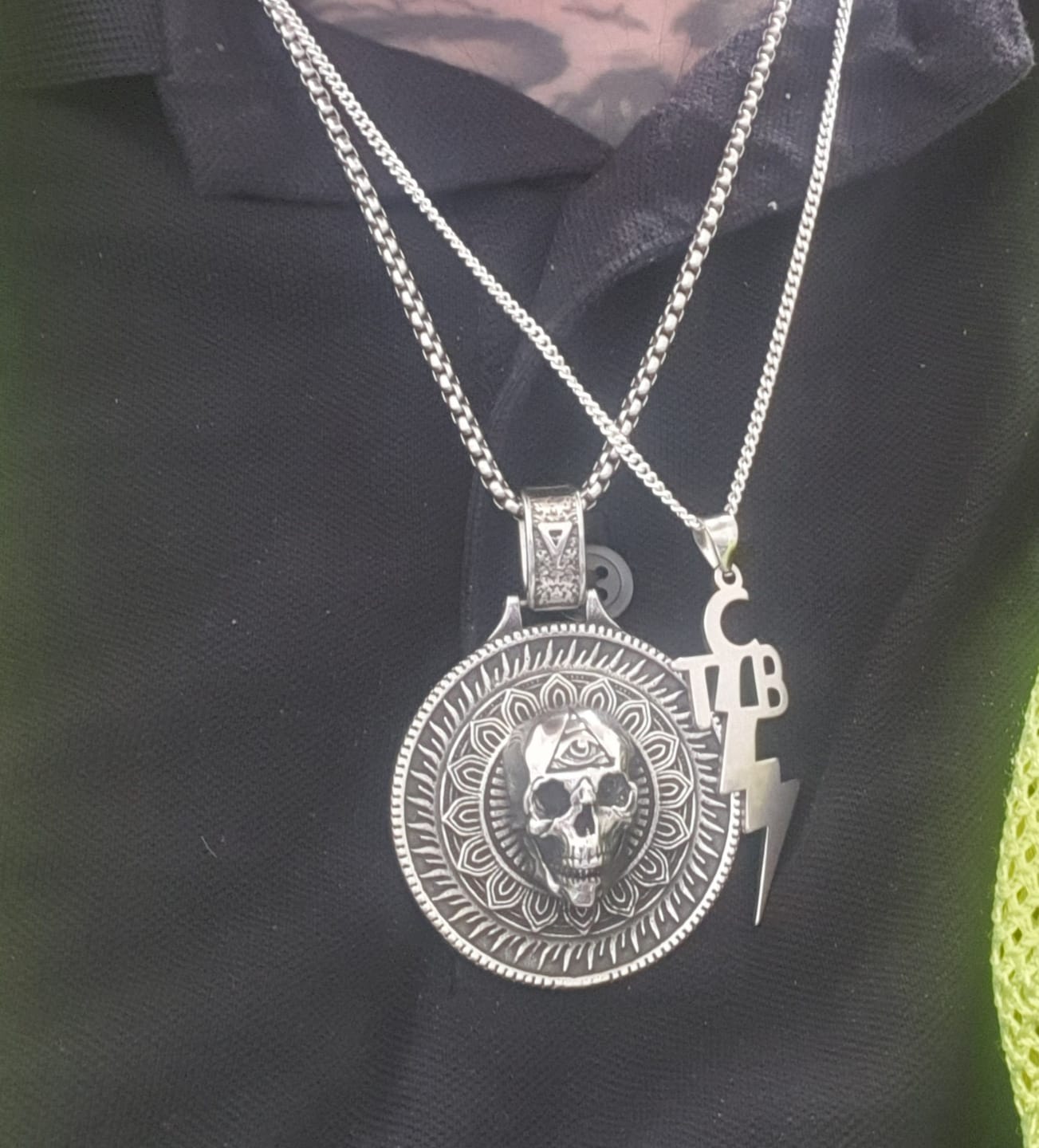 Customer photo review of IN THE EYES OF DEATH.