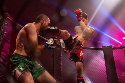 Customer photo review of Eryx Red Carbon High Split Shorts