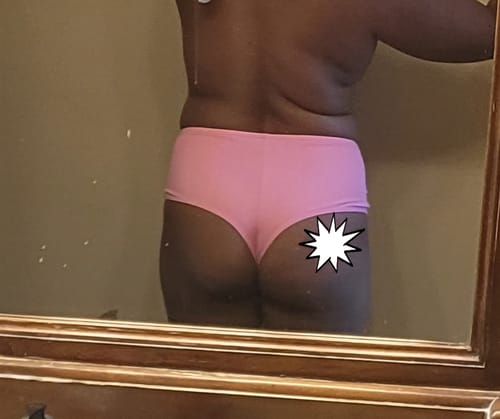 Customer photo review of ‘Less Cheeky’ Mid Rise Bottoms