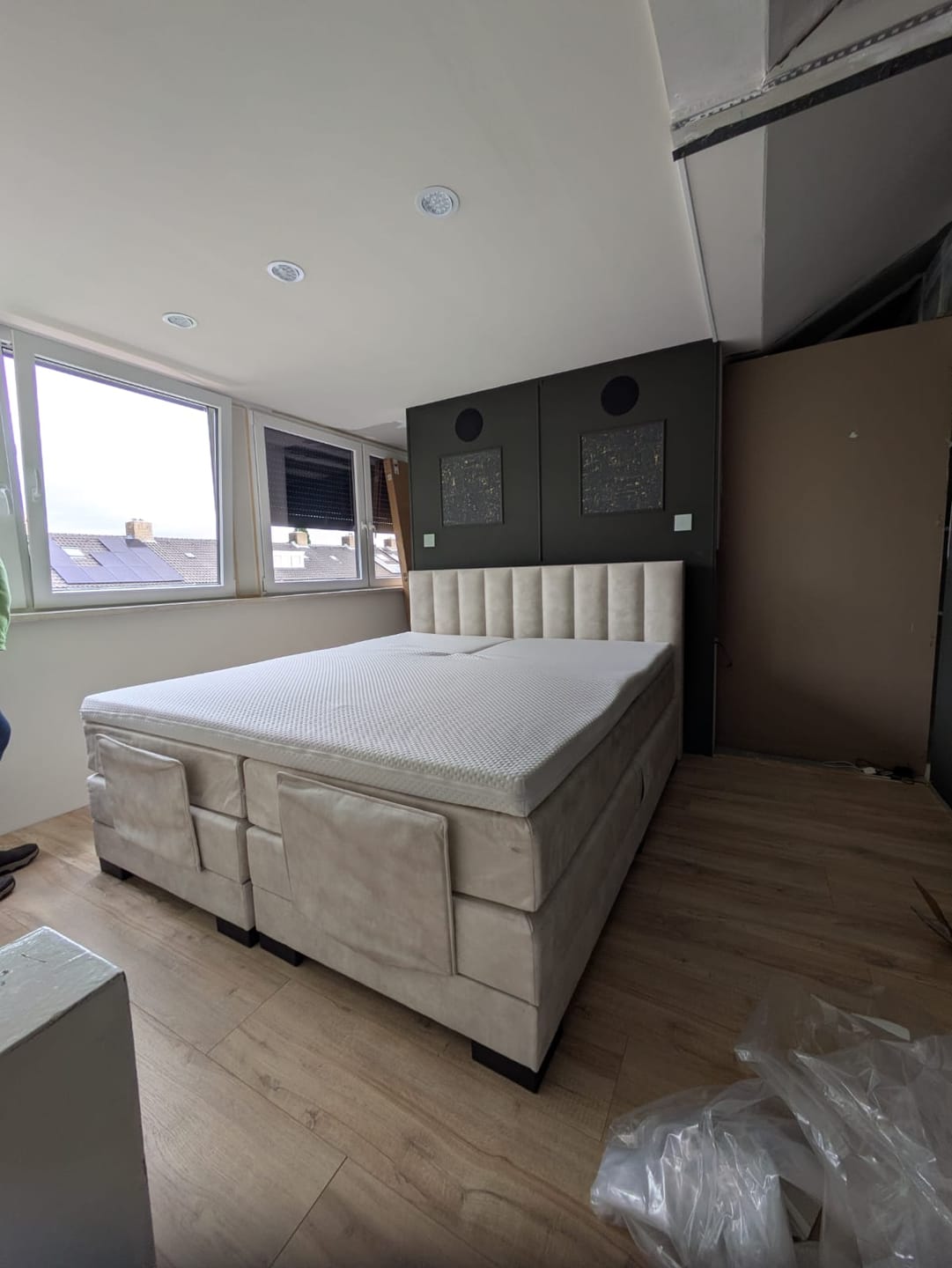 Customer photo review of Y-NOT - Elektrische Boxspring - Lumière - Complete set - Nº29 Ivory