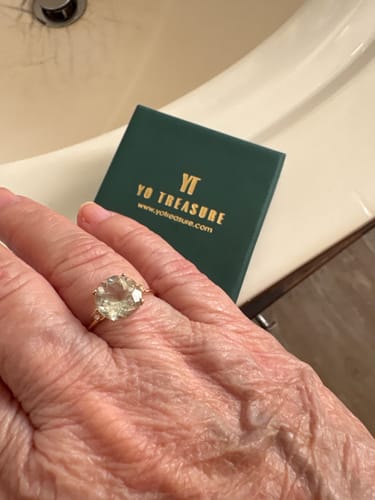 Customer photo review of 3.10 Ct Green Amethyst Solid 14k Yellow Gold Ring Jewelry
