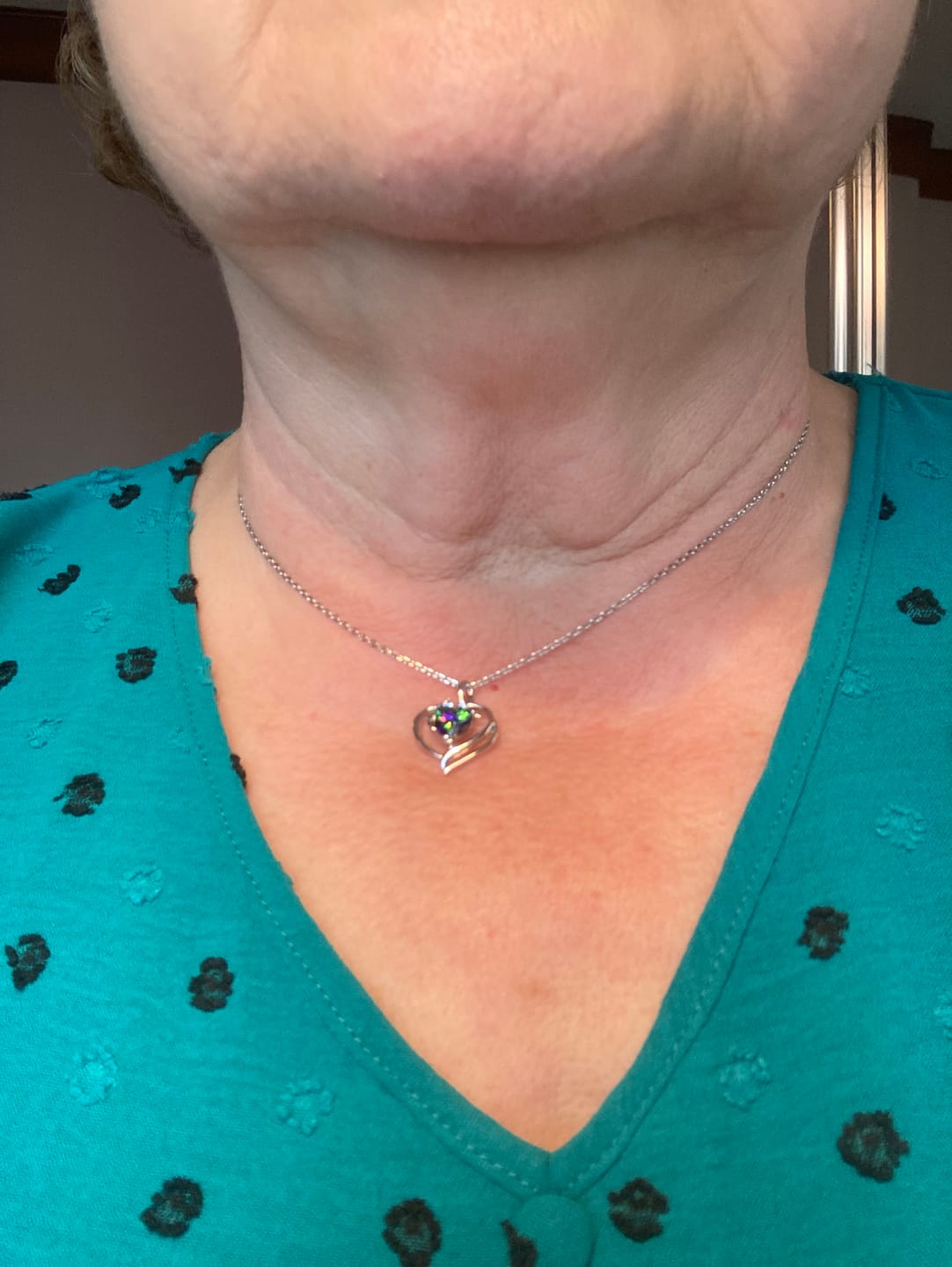 Customer photo review of Regina 18k White Gold Plated Blue Heart Necklace with Swarovski Crystals
