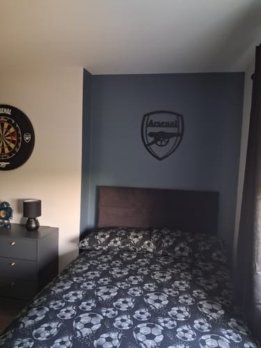 Customer photo review of Arsenal F.C. Crest Metal Wall Art