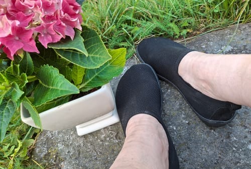 Customer photo review of Vaistoa Lempeä 2 | Knitted Barefoot Slip-ons
