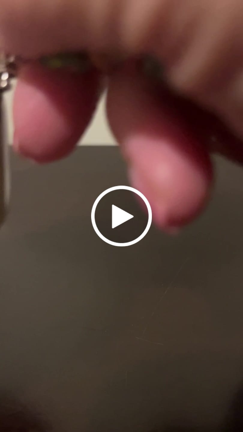 Customer video review of Chic Flower Stretch Apple Watch Strap