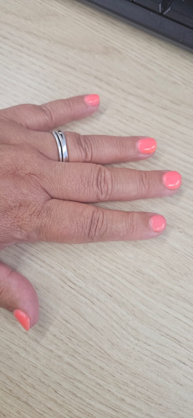 Customer photo review of Limited Edition 1 - Mood Change Dipping Powder