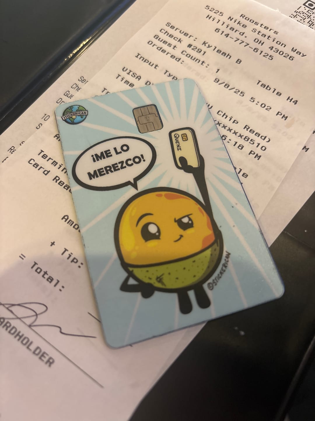 Customer photo review of Me Lo Merezco - Sticker para Tarjeta de Crédito