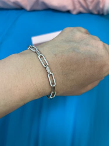 Customer photo review of VERA