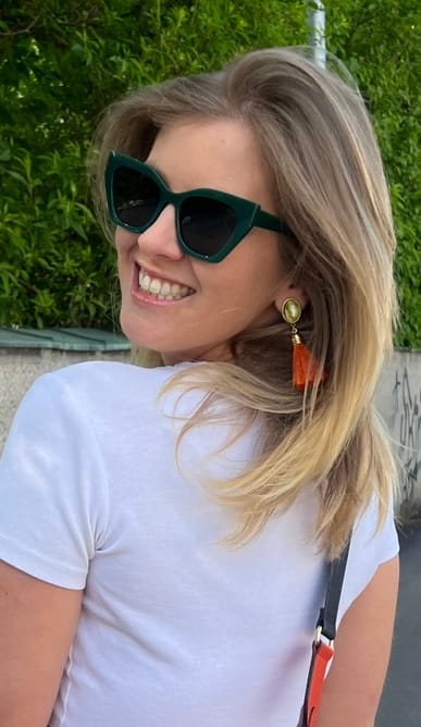 Customer photo review of Senfgelber Ohrstecker mit rostrotfarbener Quaste von AmuseToi