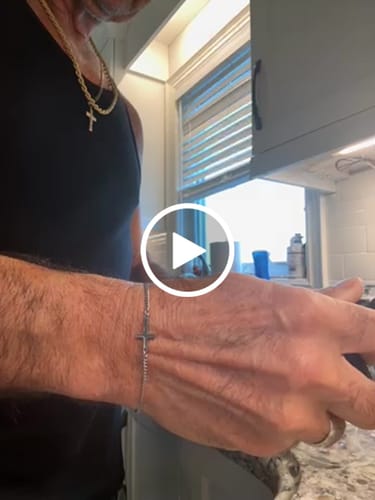 Customer video review of CROSS BRACELET | Silver