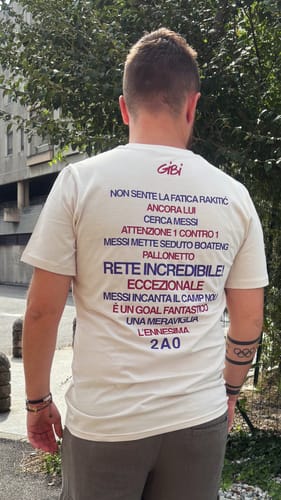 Giulia G. review of T-Shirt MESSI INCANTA IL CAMP NOU image 1 out of 1