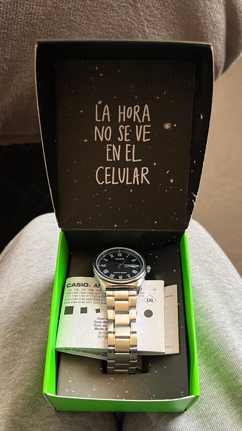 Customer photo review of Reloj Casio Análogo MTP-V006D-1B Plateado