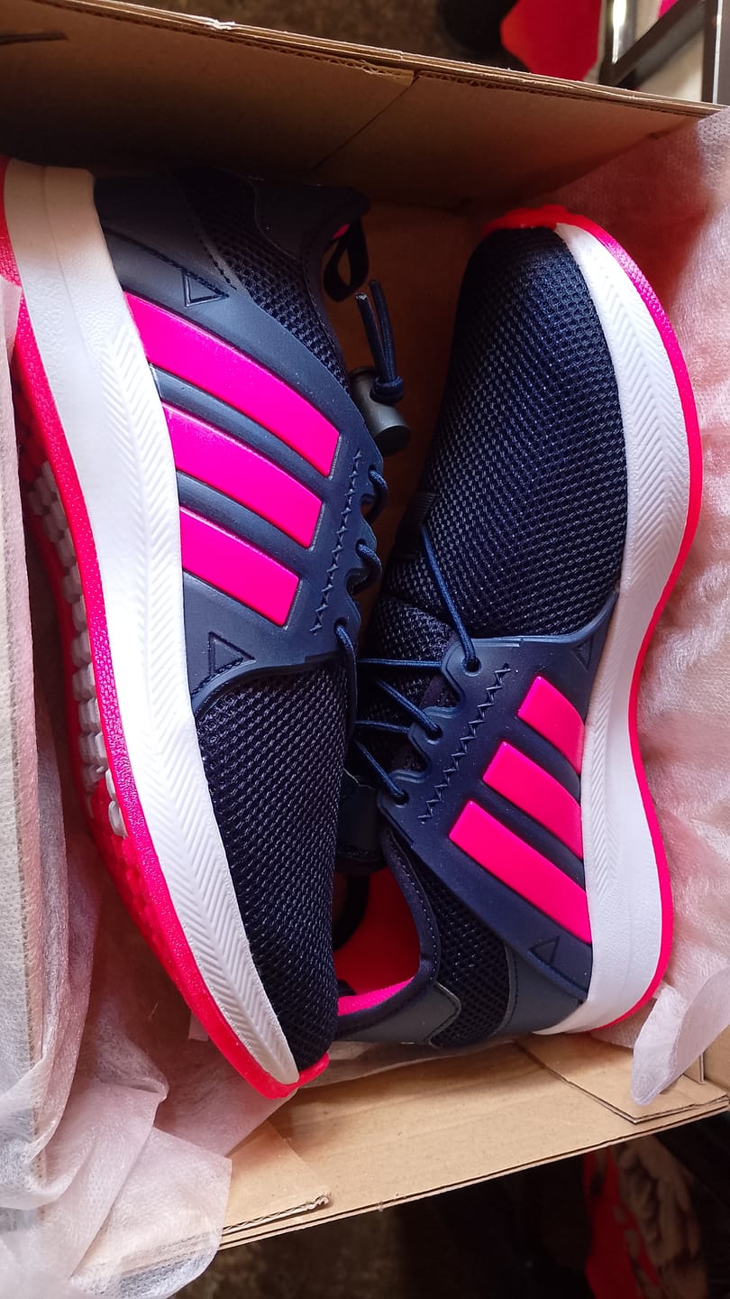 Customer photo review of Tenis 018 Marino Fiusha