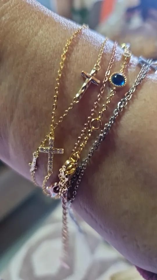 Customer photo review of Chloe Cross Bracelet