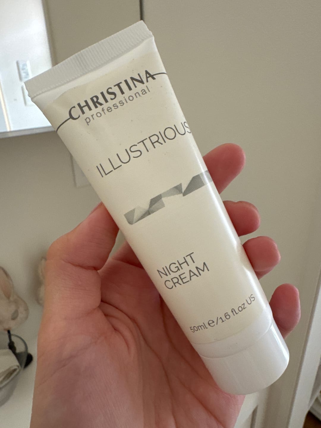 Customer photo review of イラストリアスナイトクリーム