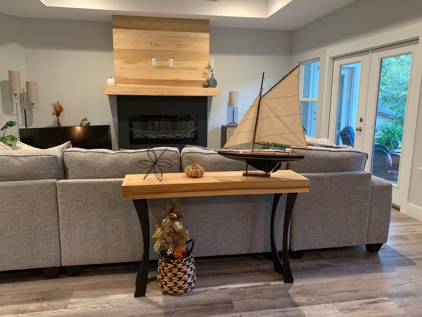 Customer photo review of Console Table Legs 211 Cleo 28H Unique Design