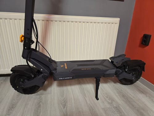 Customer photo review of Ausom DT2 Pro E-scooter