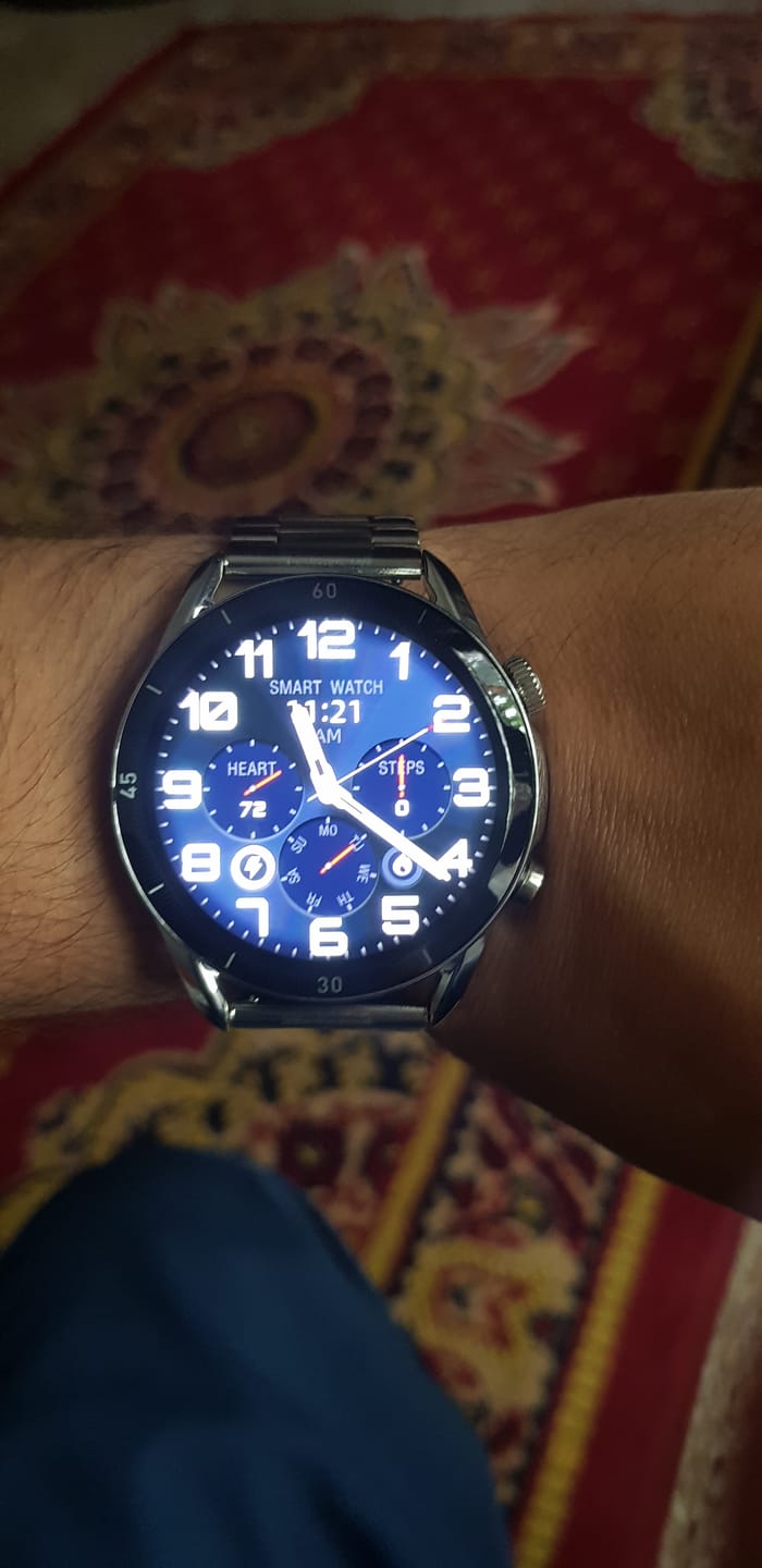 Customer photo review of Torque Chain Smartwatch