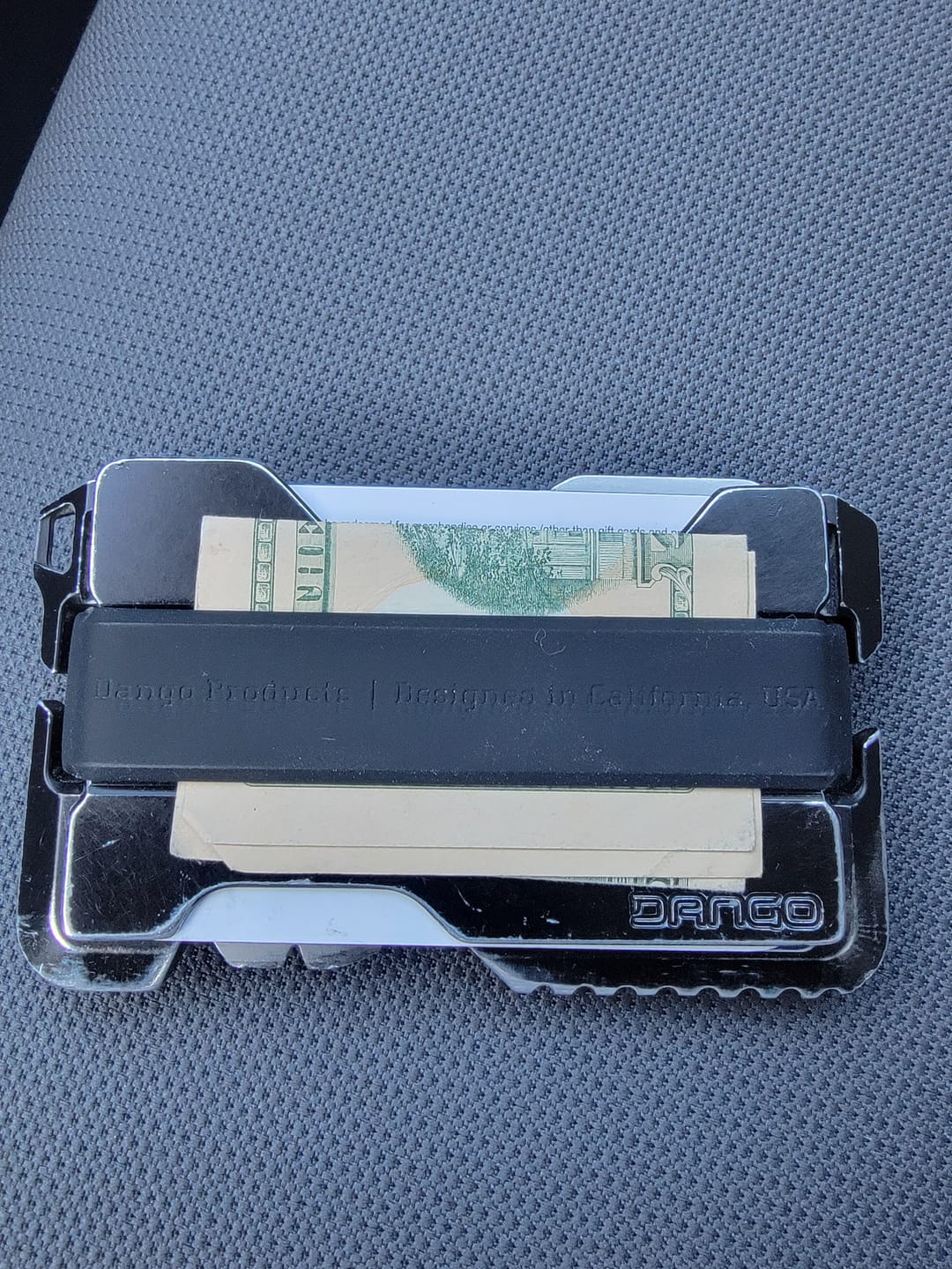 Customer photo review of HORIZONTAL WALLET BANDS (D-Series and T-Series Wallets)