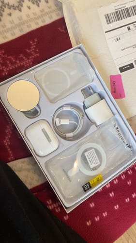 Customer photo review of Box LionPhone