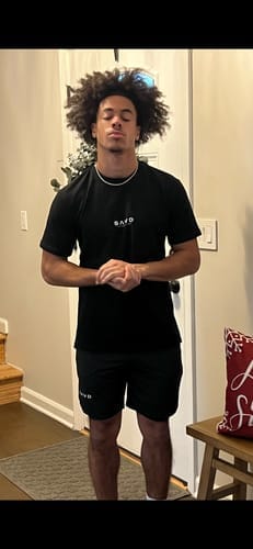 Customer photo review of SAVD Performance T-Shirt - Black