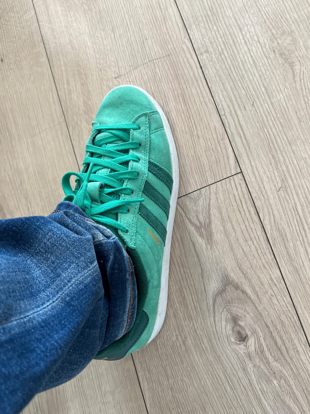 Customer photo review of Zapatilla Adidas Campus Adv Hombre Verde - Blanco
