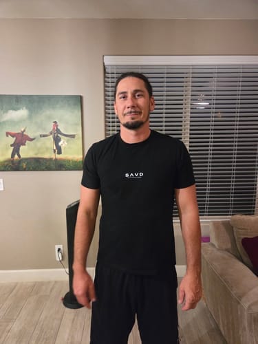 Customer photo review of SAVD Performance T-Shirt - Black