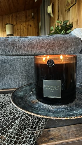 Customer photo review of Warm Pumpkin Spice | Baby Big Ass Candle (150 oz, 300-500 hours)
