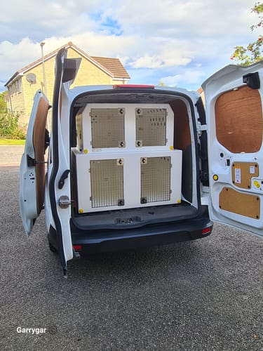 Customer photo review of Dog Van Kit | Ford Transit Connect | 2014-Present | Double stack | DT VS1